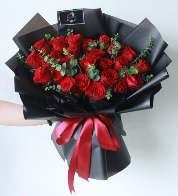 red-roses-buket